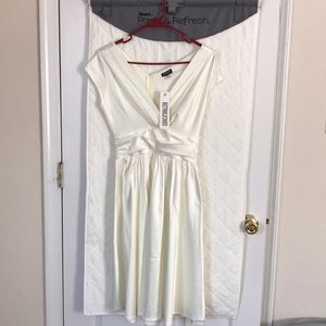 Retrolicious cream dress